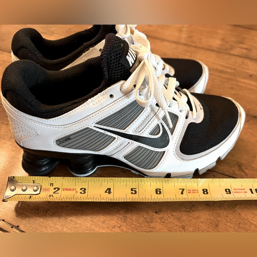 Z-shock Nike Shox Black & White Tennis Tunning Shoes Size 6 EUR 38.5 Fitsole